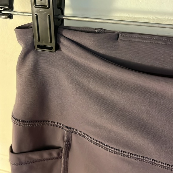 Total Knockout Leggings by Victoria’s Secret - Picture 5 of 7